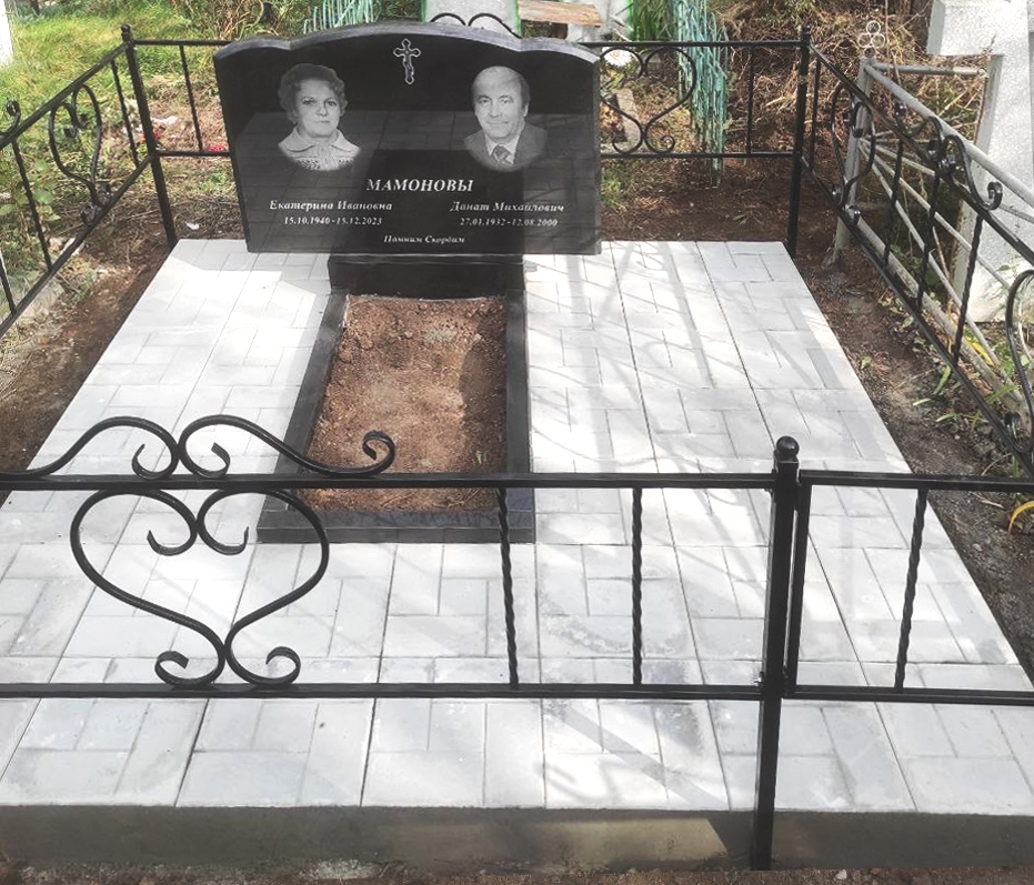 Памятники из гранита и мрамора от УралКомплект: Памятник 00851