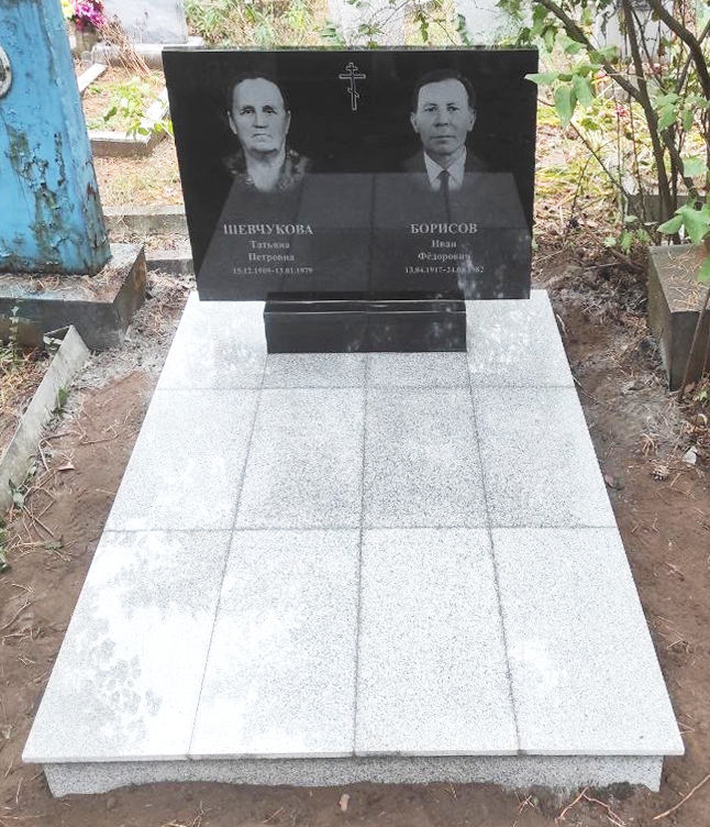 Памятники из гранита и мрамора от УралКомплект: Памятник 00870