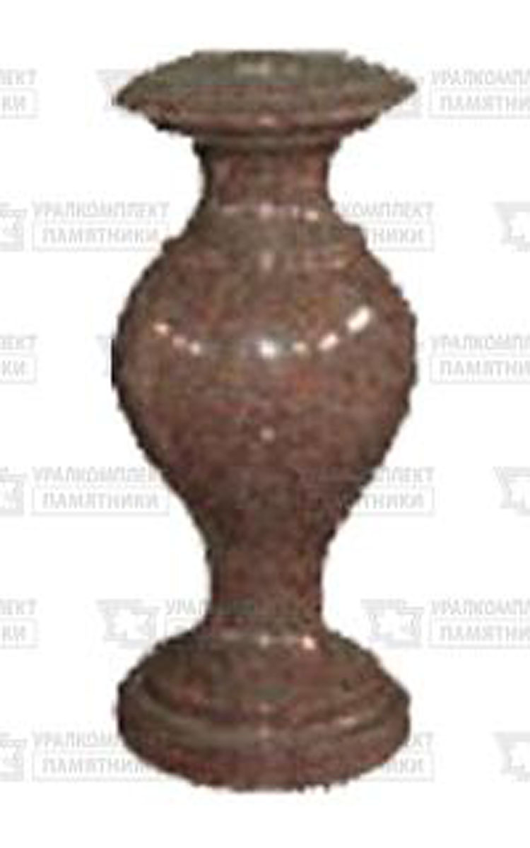 вазы из камня на кладбище