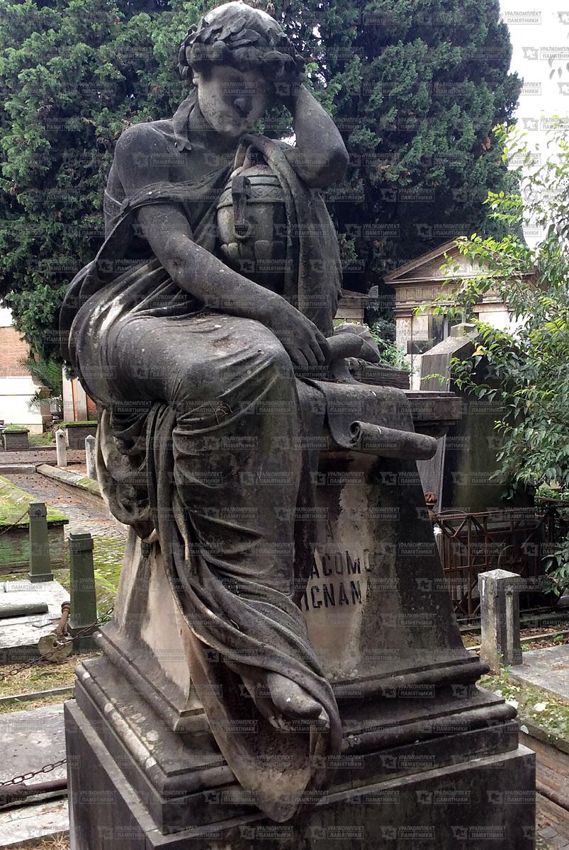 скульптура ангелочка