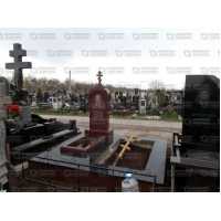 Памятники из гранита и мрамора от УралКомплект: Памятник 00006