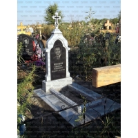 Памятники из гранита и мрамора от УралКомплект: Памятник 00008