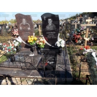 Памятники из гранита и мрамора от УралКомплект: Памятник 00038