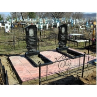 Памятники из гранита и мрамора от УралКомплект: Памятник 00046