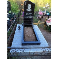 Памятники из гранита и мрамора от УралКомплект: Памятник 00092