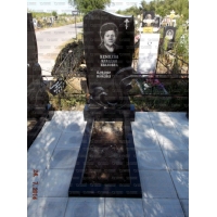 Памятники из гранита и мрамора от УралКомплект: Памятник 00120