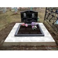 Памятники из гранита и мрамора от УралКомплект: Памятник 00139