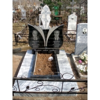 Памятники из гранита и мрамора от УралКомплект: Памятник 00172