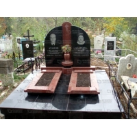 Памятники из гранита и мрамора от УралКомплект: Памятник 00180