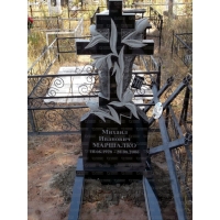 Памятники из гранита и мрамора от УралКомплект: Памятник 00188