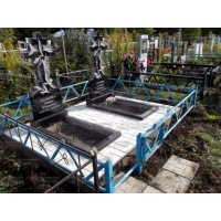 Памятники из гранита и мрамора от УралКомплект: Памятник 00190