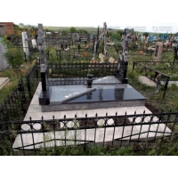 Памятники из гранита и мрамора от УралКомплект: Памятник 00191