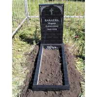 Памятники из гранита и мрамора от УралКомплект: Памятник 00199