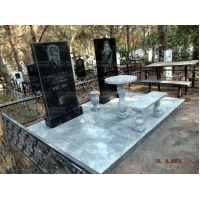 Памятники из гранита и мрамора от УралКомплект: Памятник 00241