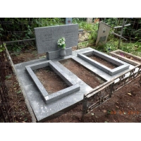 Памятники из гранита и мрамора от УралКомплект: Памятник 00247