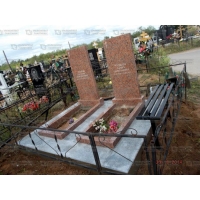 Памятники из гранита и мрамора от УралКомплект: Памятник 00261