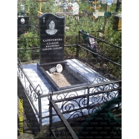 Памятники из гранита и мрамора от УралКомплект: Памятник 00308