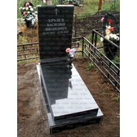 Памятники из гранита и мрамора от УралКомплект: Памятник 00344