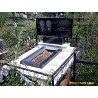 Памятники из гранита и мрамора от УралКомплект: Памятник 00410