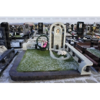 Памятники из гранита и мрамора от УралКомплект: Памятник 00460