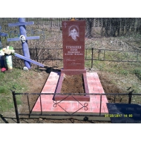 Памятники из гранита и мрамора от УралКомплект: Памятник 00509