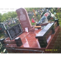 Памятники из гранита и мрамора от УралКомплект: Памятник 00535