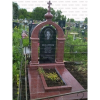 Памятники из гранита и мрамора от УралКомплект: Памятник 00577