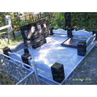 Памятники из гранита и мрамора от УралКомплект: Памятник 00583