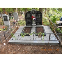 Памятники из гранита и мрамора от УралКомплект: Памятник 00584