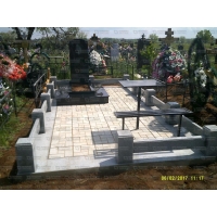 Памятники из гранита и мрамора от УралКомплект: Памятник 00591