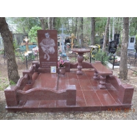 Памятники из гранита и мрамора от УралКомплект: Памятник 00610