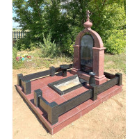 Памятники из гранита и мрамора от УралКомплект: Памятник 00820