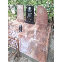 Памятники из гранита и мрамора от УралКомплект: Памятник 00847