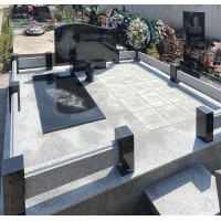 Памятники из гранита и мрамора от УралКомплект: Памятник 00906