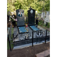 Памятники из гранита и мрамора от УралКомплект: Памятник 00926