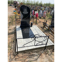 Памятники из гранита и мрамора от УралКомплект: Памятник 00978