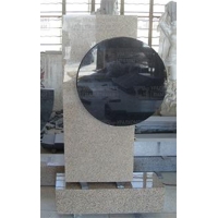 памятники с фигурной резкой