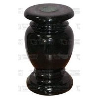 гранитные вазы