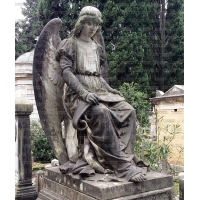 памятники в виде ангела