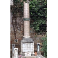 скульптура ангелочка